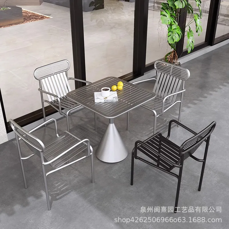 Noordse moderne terras-koffiet - Coffee Tea Lounge recensie en prijs