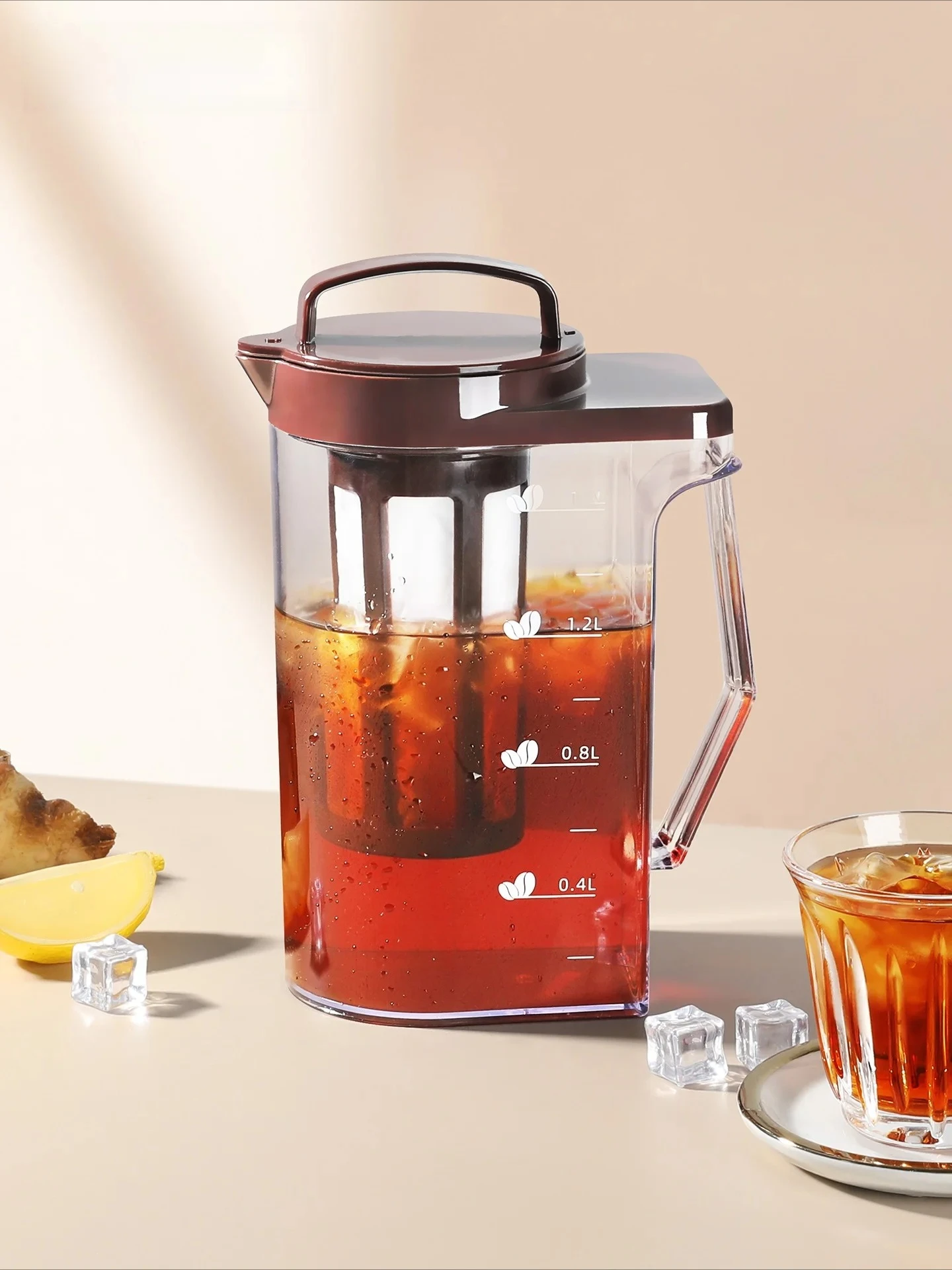 Grote plastic koude-brew koffi - Water Tea And Coffee recensie en prijs